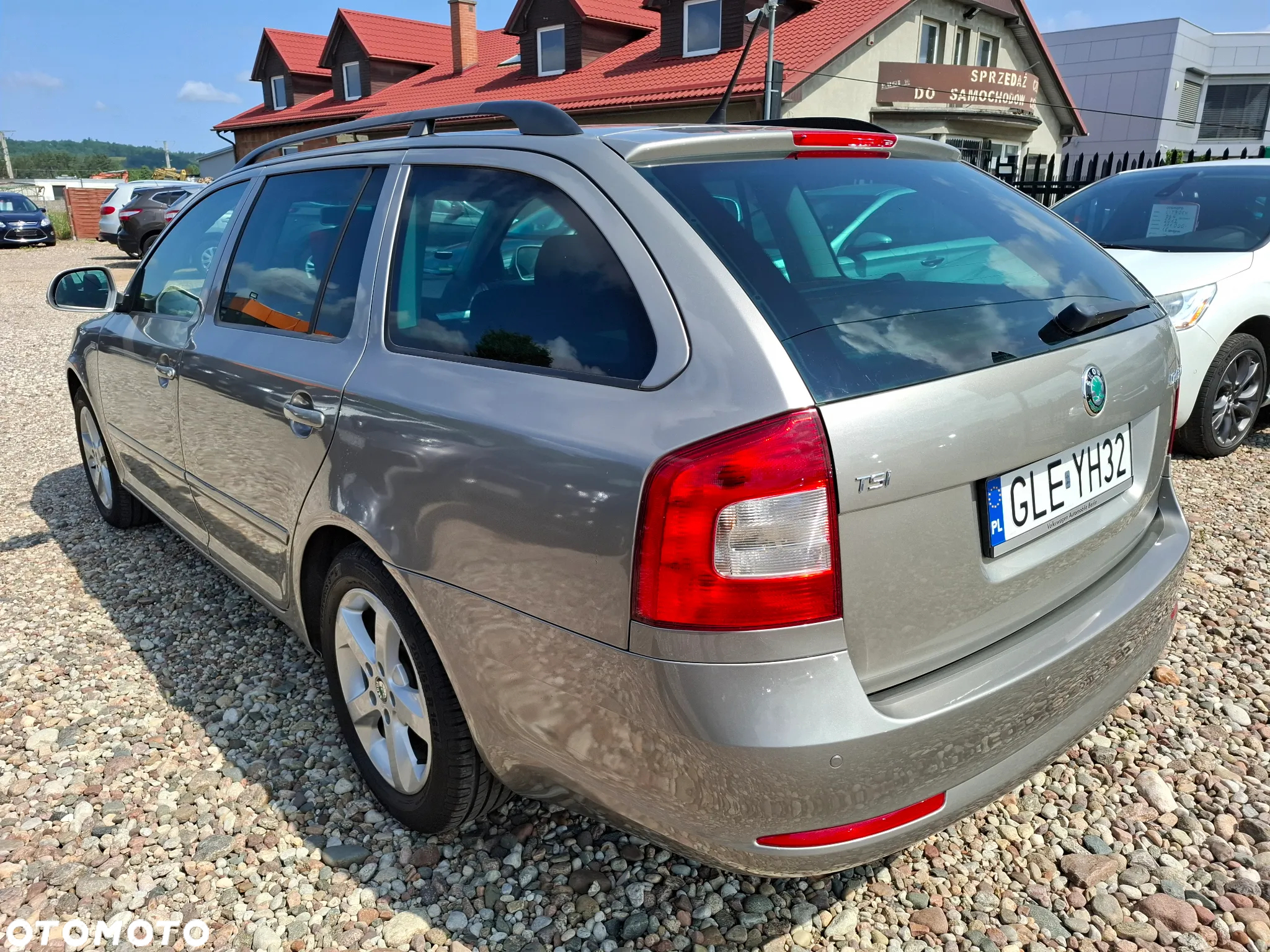 Skoda Octavia 1.4 TSI Family DSG - 11