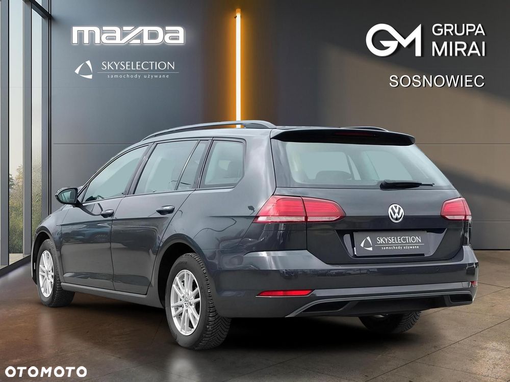 Volkswagen Golf - 4