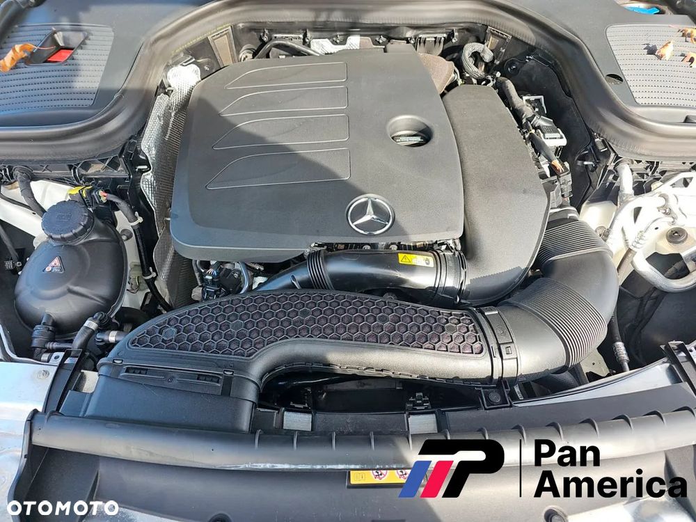 Mercedes-Benz GLC 300 4Matic 9G-TRONIC Edition Avantgarde - 17