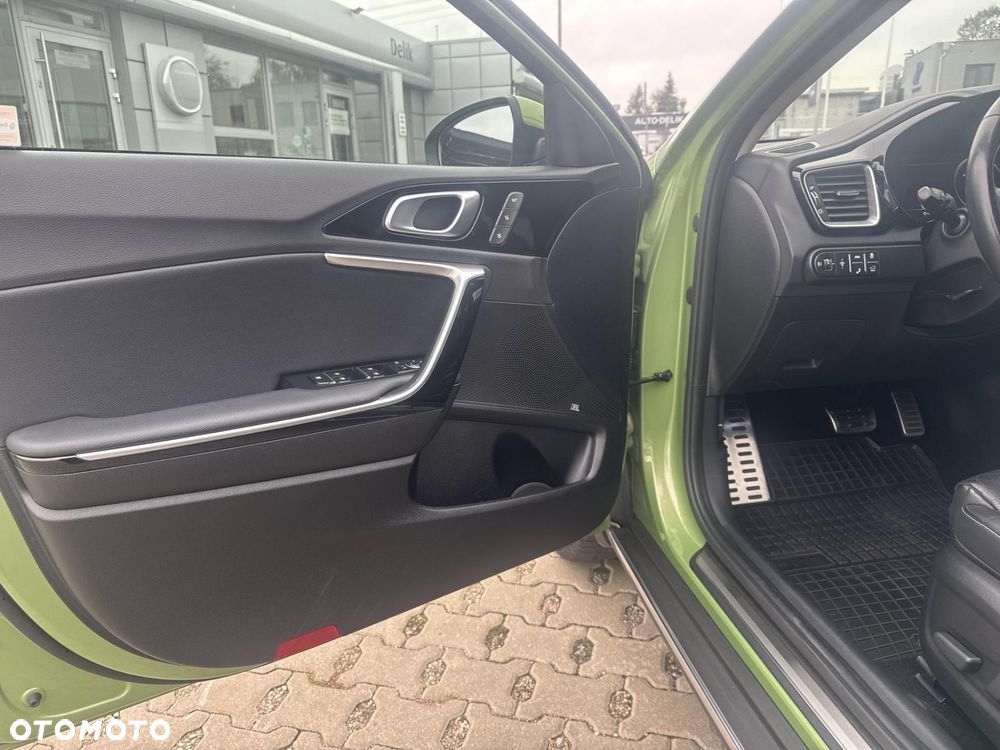 Kia XCeed 1.5 T-GDI L Business Line DCT - 10