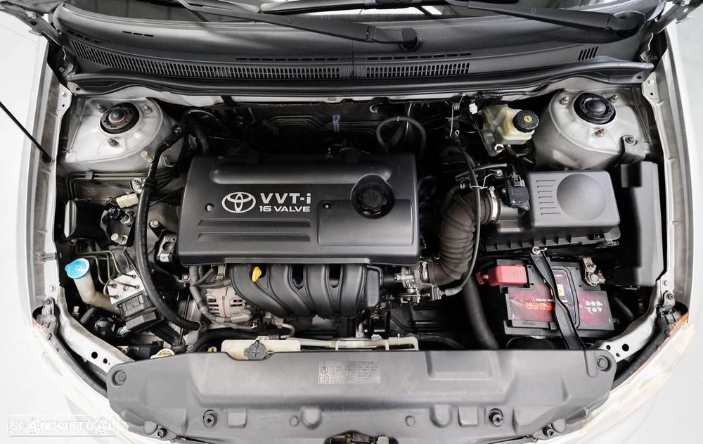 Toyota Corolla L/B 1.4 Sol AC - 4