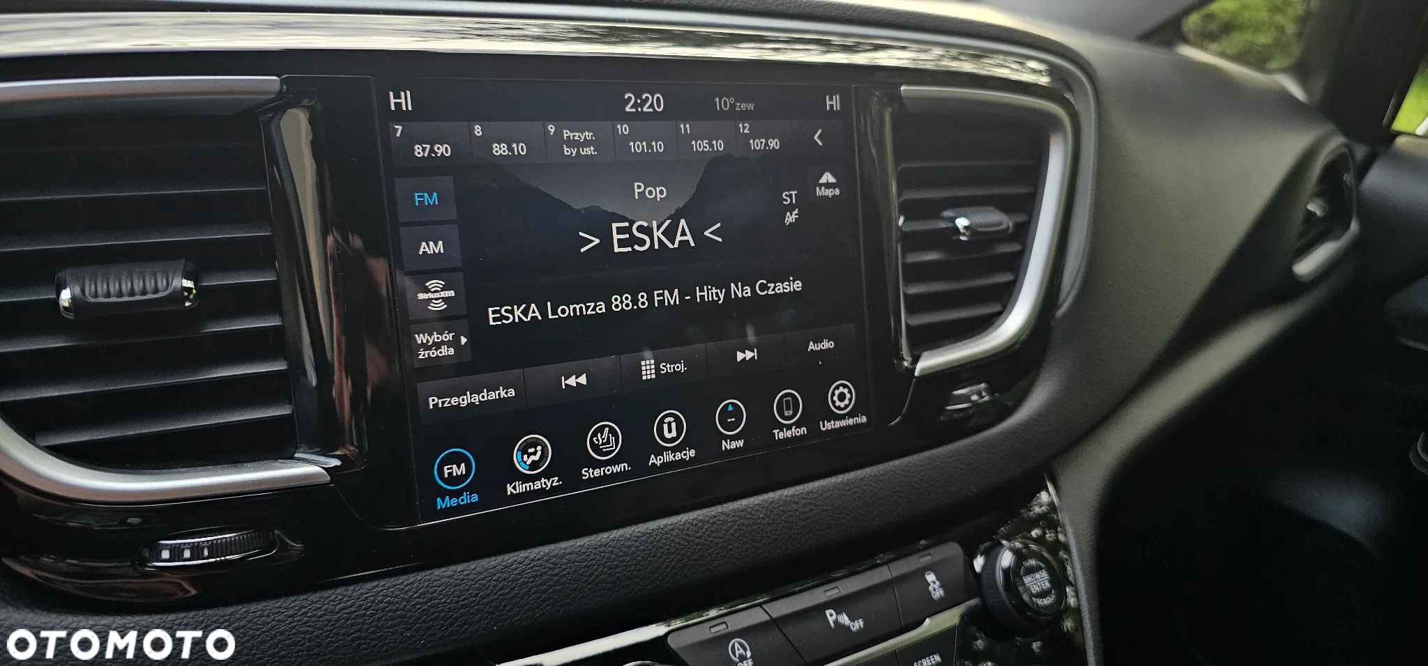 Chrysler Pacifica - 21