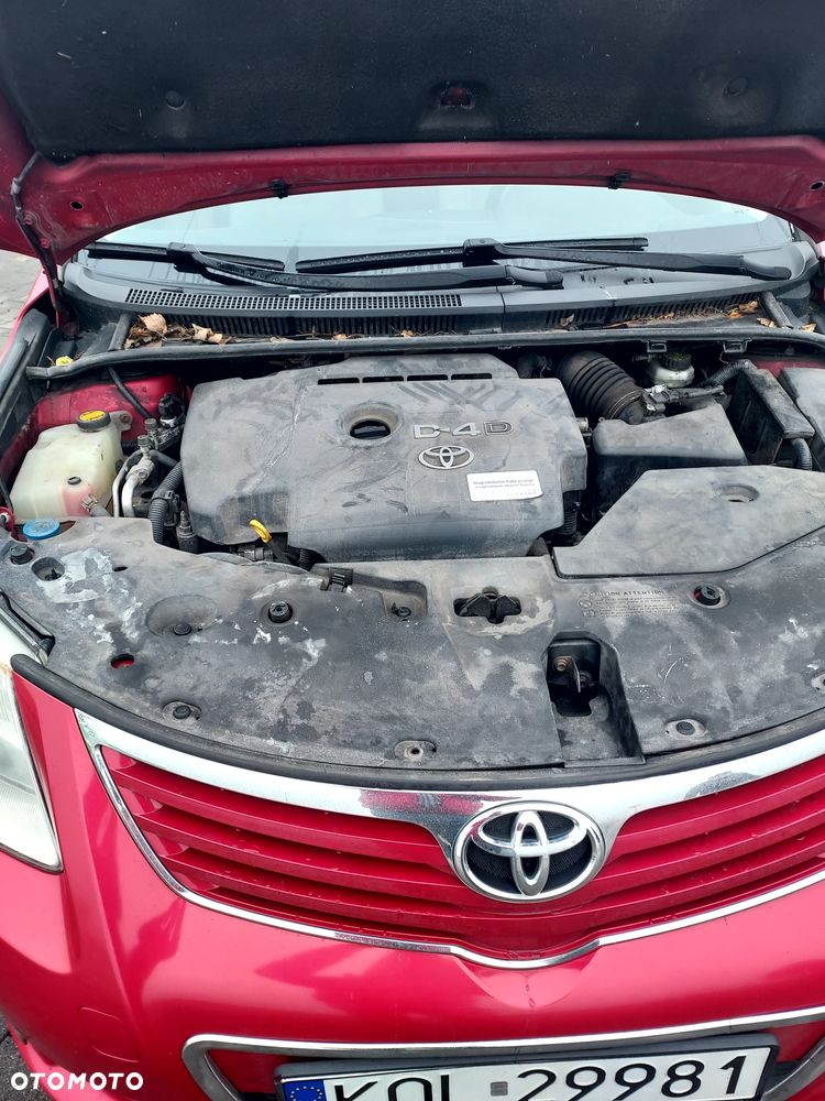 Toyota Avensis 2.0 D-4D Sol plus+NAVI - 26