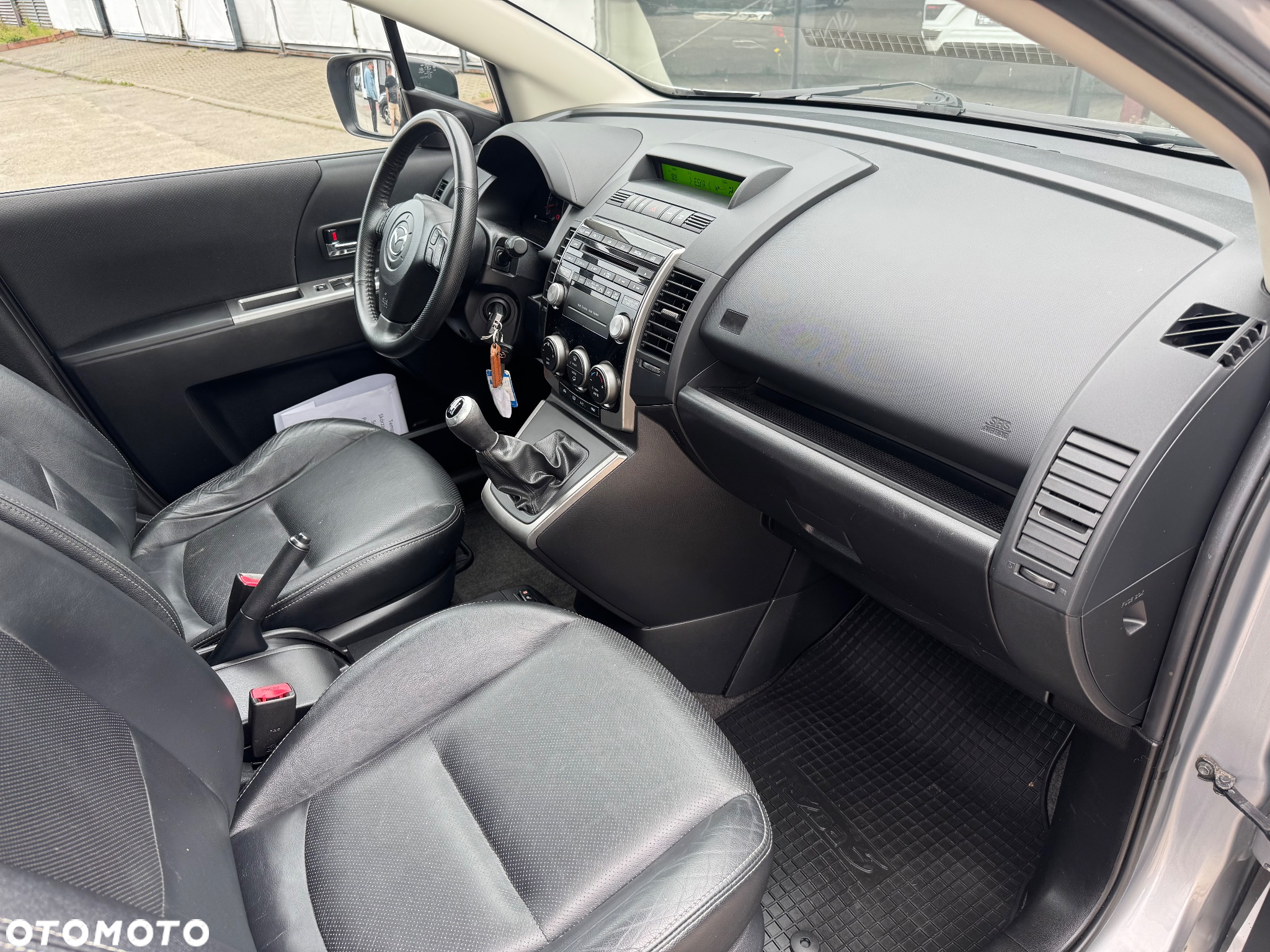 Mazda 5 2.0 Exclusive - 23
