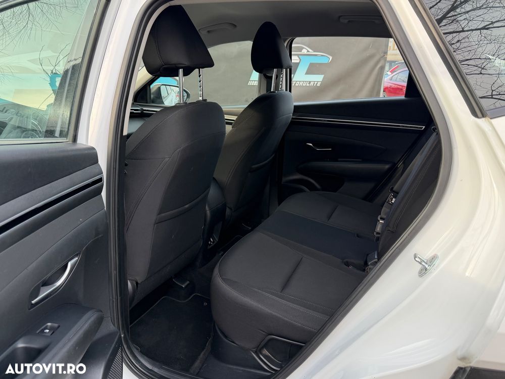 Hyundai Tucson 1.6 T-GDi HEV 2WD Advantage - 23