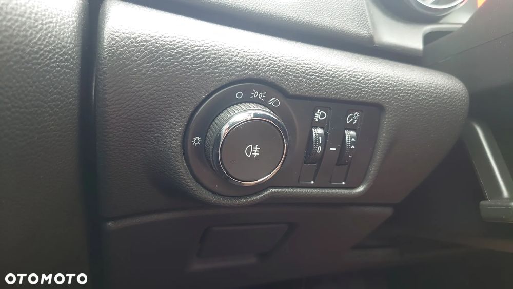 Opel Astra 1.6 Edition Sport - 25