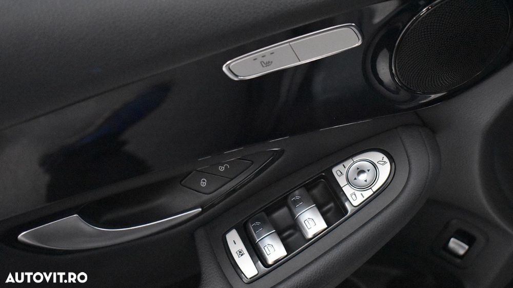 Mercedes-Benz GLC 300 de 4Matic 9G-TRONIC - 13