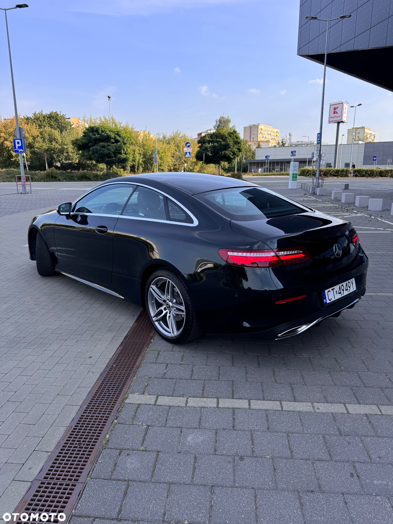 Mercedes-Benz Klasa E - 21