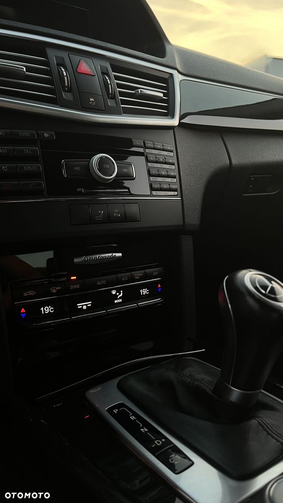 Mercedes-Benz Klasa E - 15