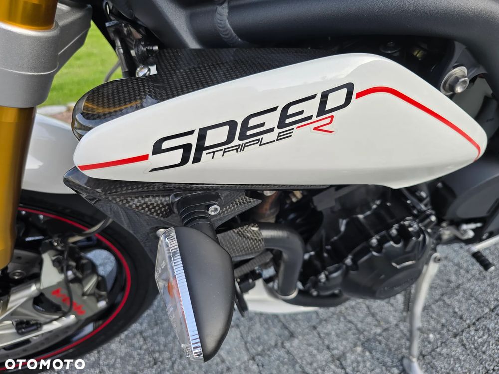 Triumph Speed Triple - 16