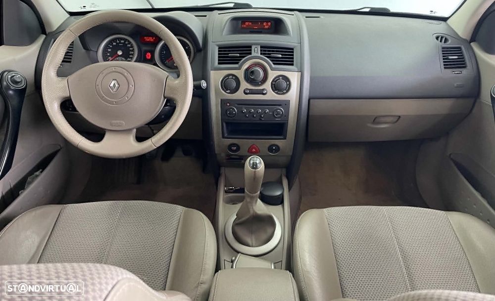 Renault Mégane Break 1.5 dCi C Dynamique - 9
