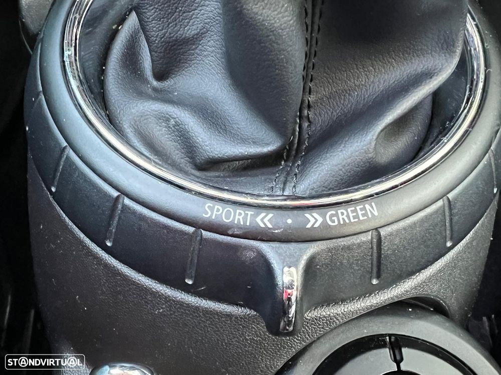 MINI 5 Portas Cooper D Seven - 22