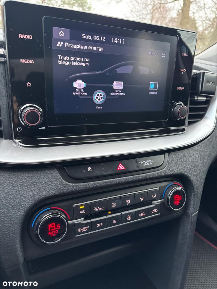 Kia XCeed 1.6 GDI PHEV L DCT - 17