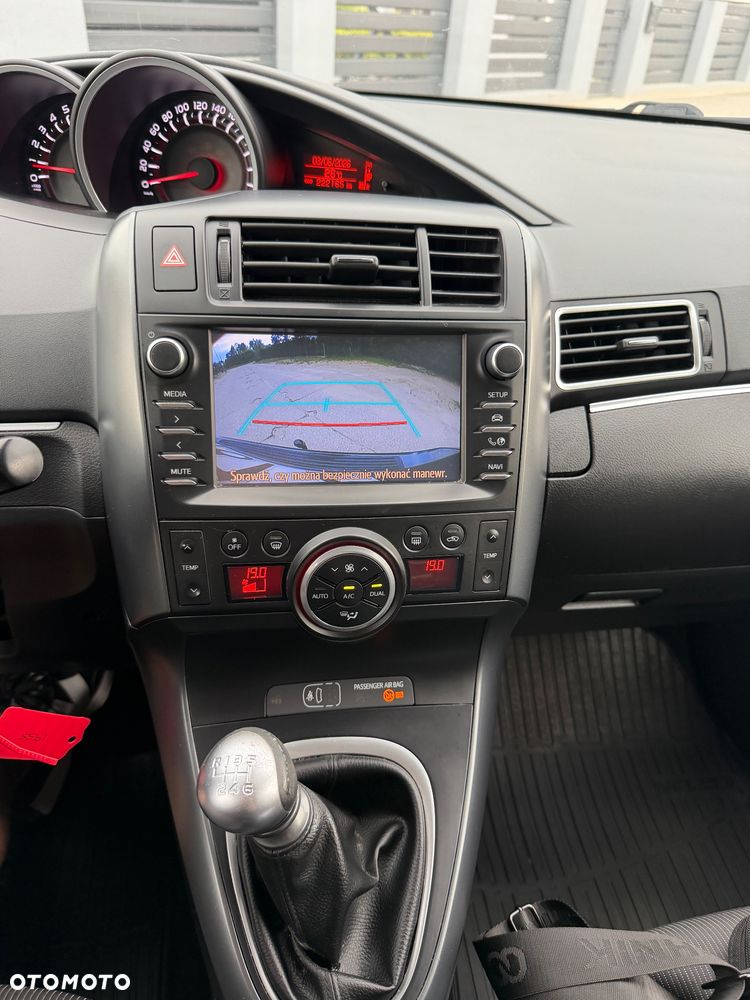 Toyota Verso 1.8 7-Sitzer Executive - 18