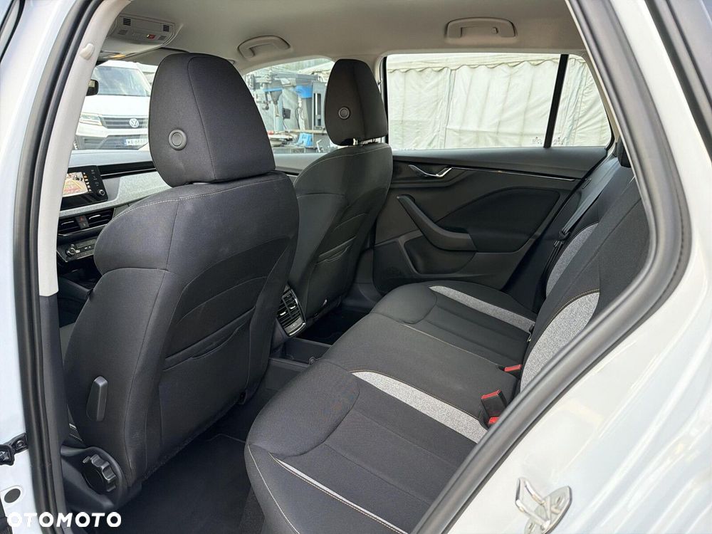 Skoda Kamiq 1.0 TSI Edition 130 DSG - 25