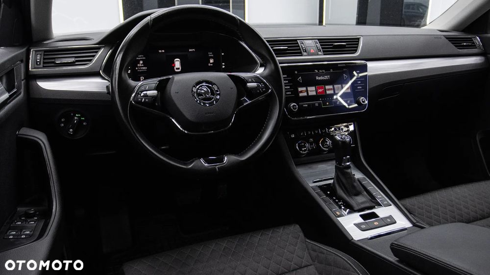 Skoda Superb 2.0 TDI SCR Style DSG - 12
