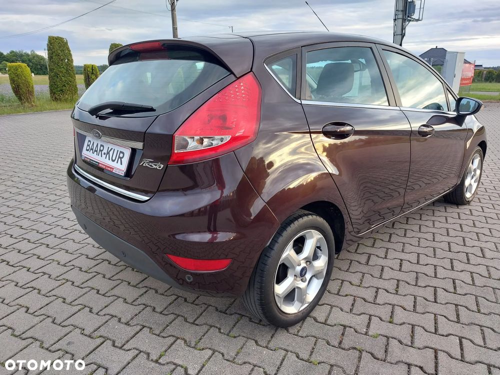 Ford Fiesta - 11