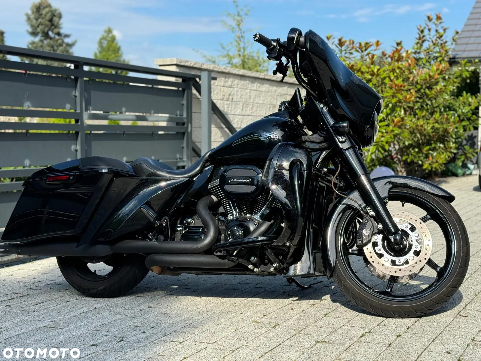 Harley-Davidson CVO Street Glide - 2