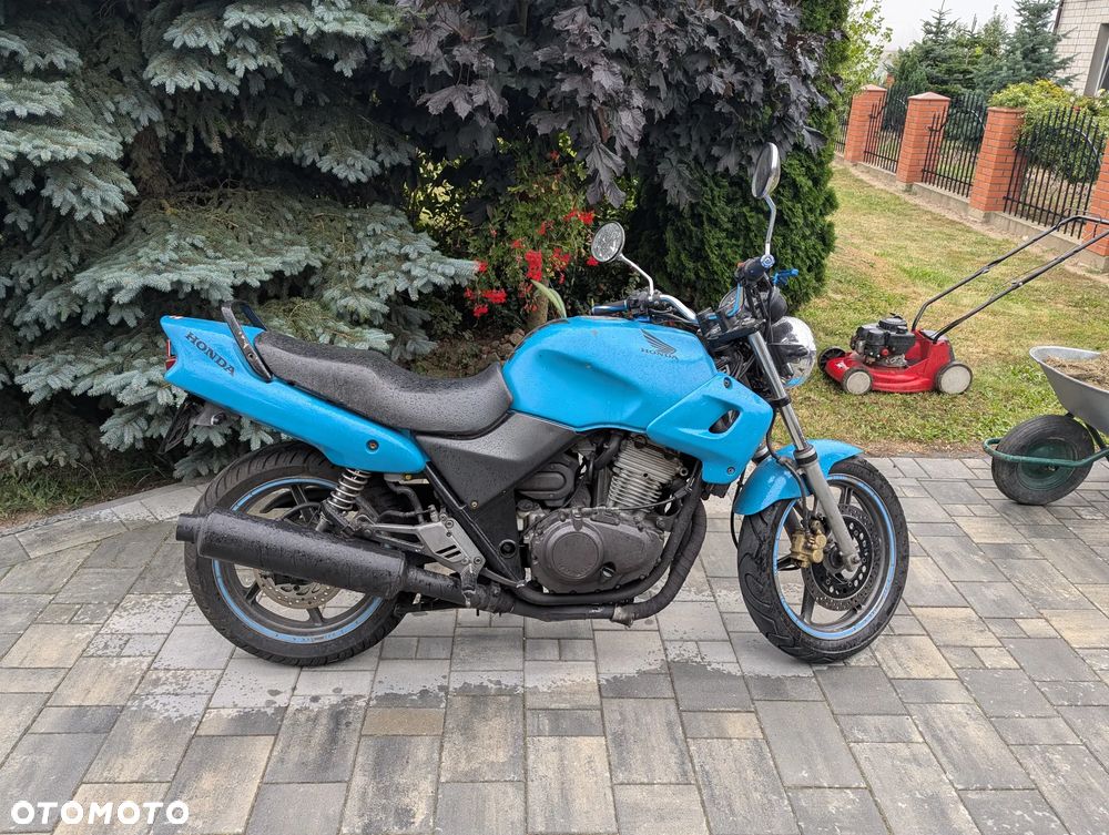 Honda CB - 3