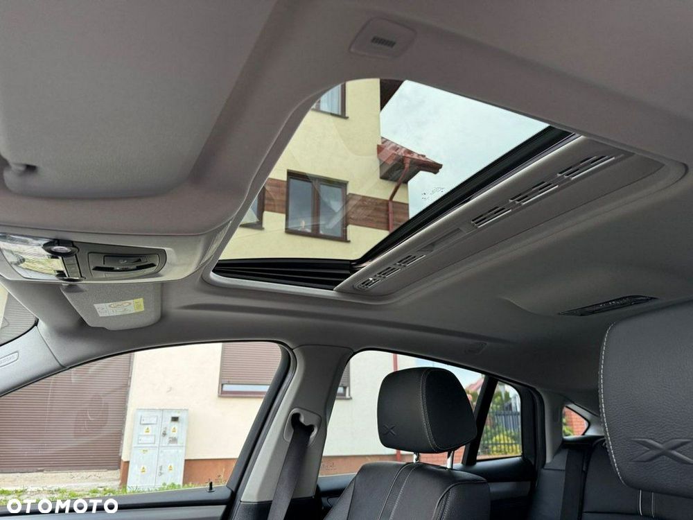 BMW X4 xDrive20d xLine - 17