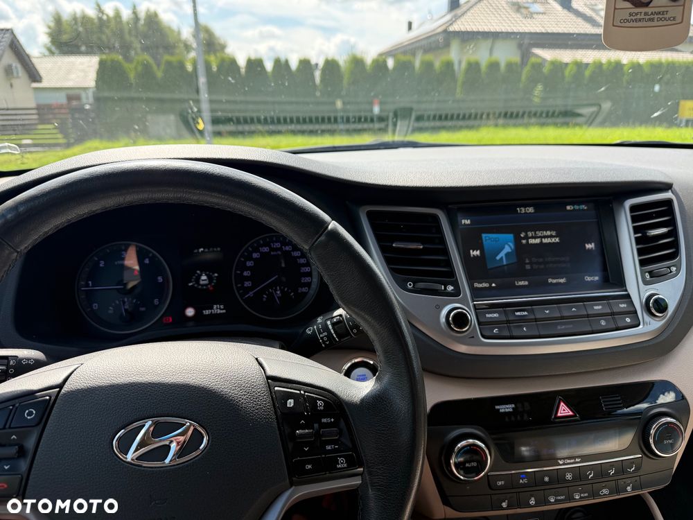 Hyundai Tucson 2.0 CRDI BlueDrive Style 2WD - 15