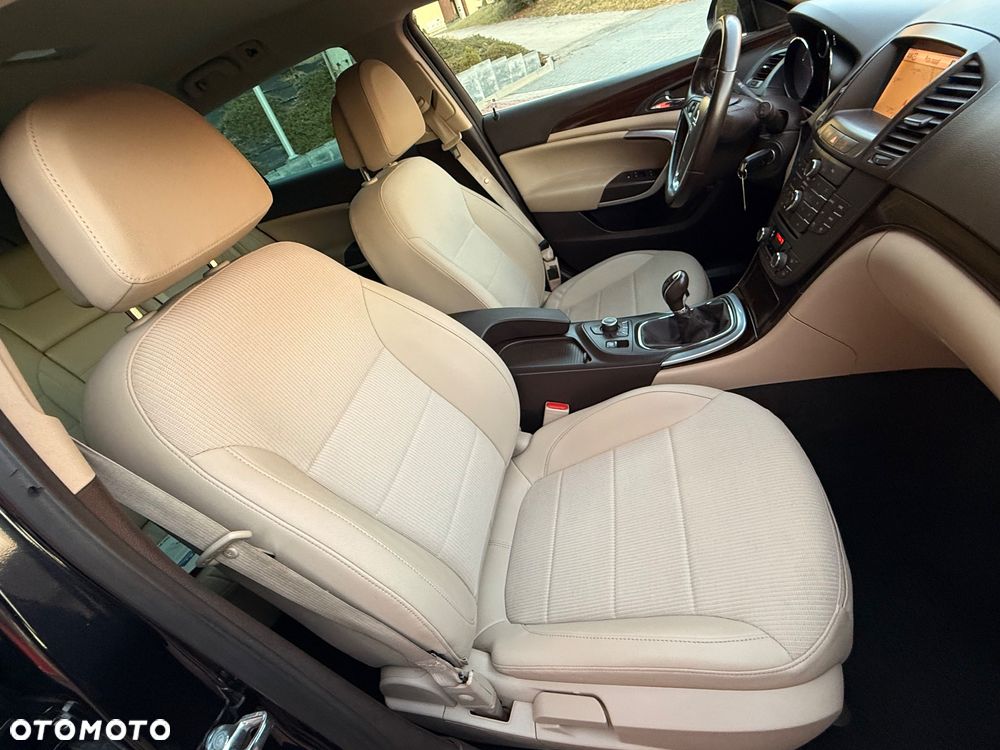 Opel Insignia 1.6 T Cosmo - 22