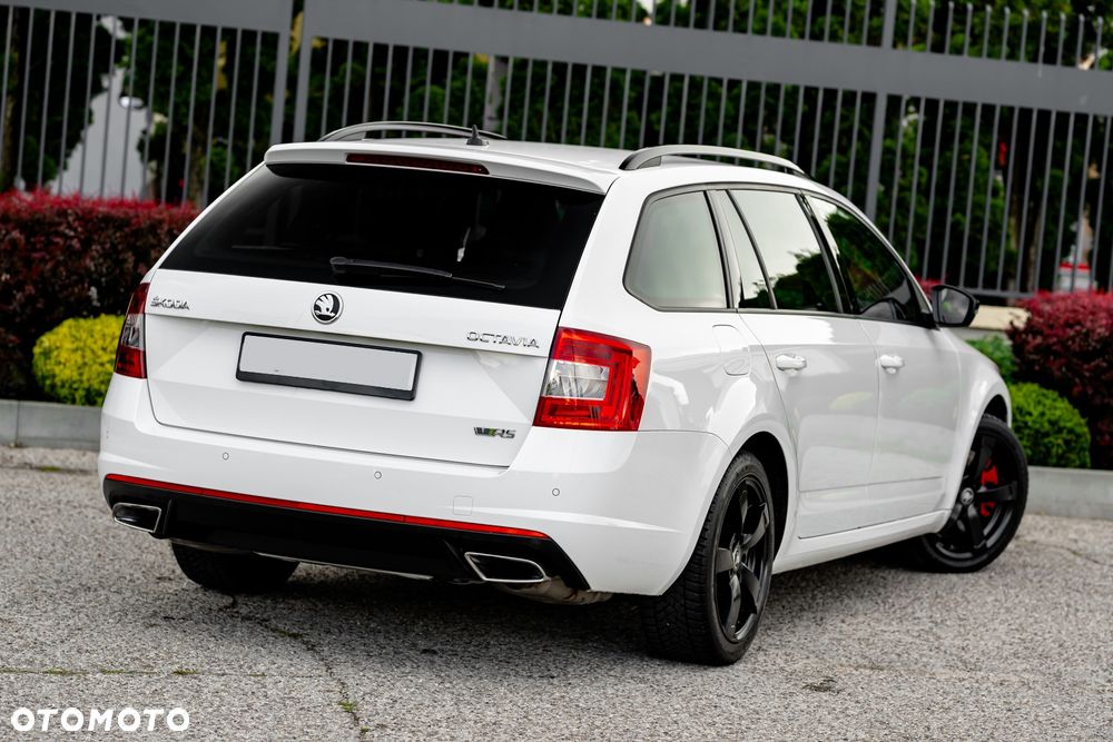 Skoda Octavia 2.0 TSI RS - 8