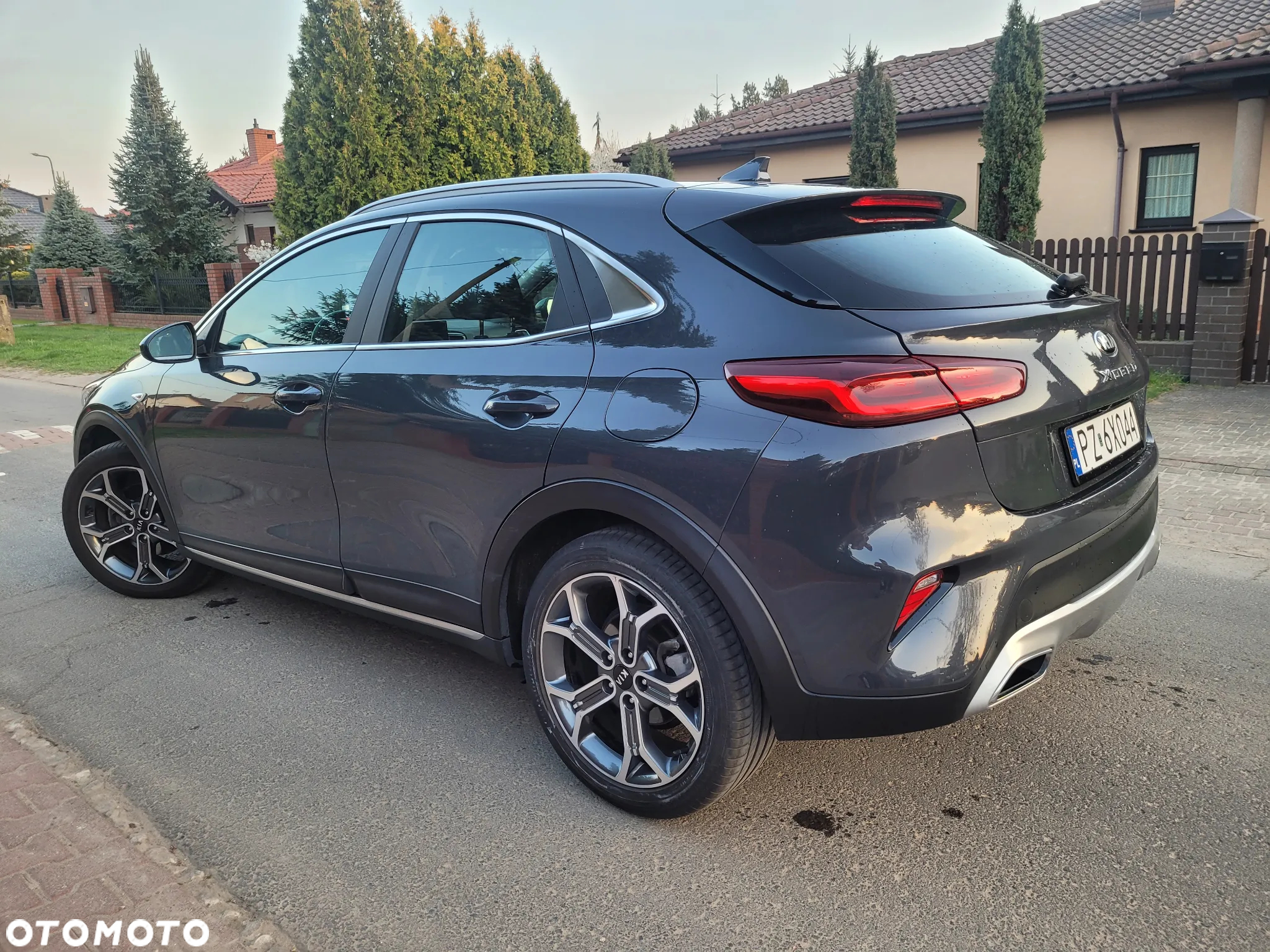 Kia XCeed 1.4 T-GDI OPF JBL SOUND EDITION - 4