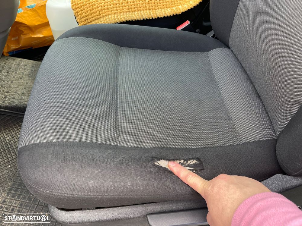 VW Transporter 2.0 TDI TC Extra AC - 23