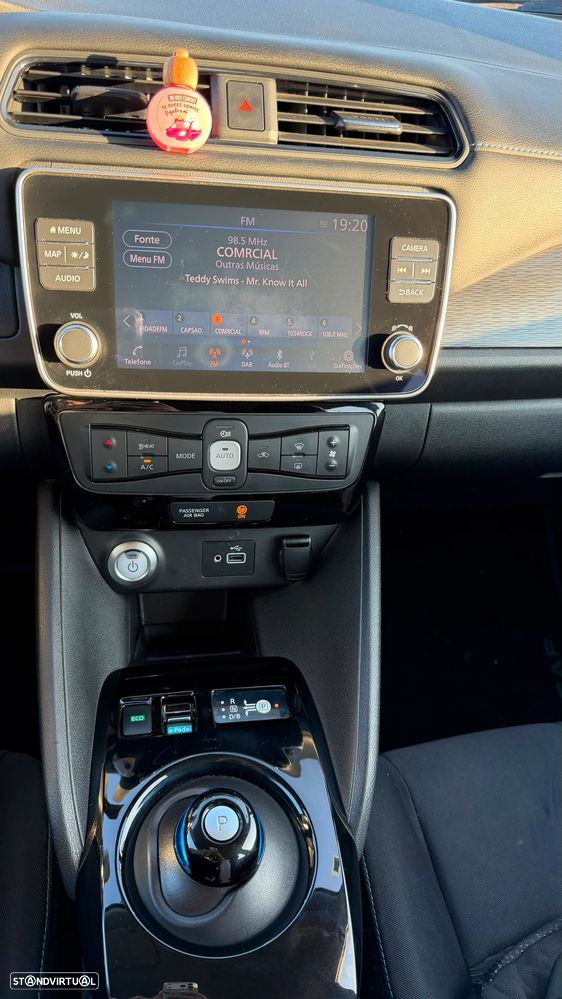 Nissan Leaf - 17
