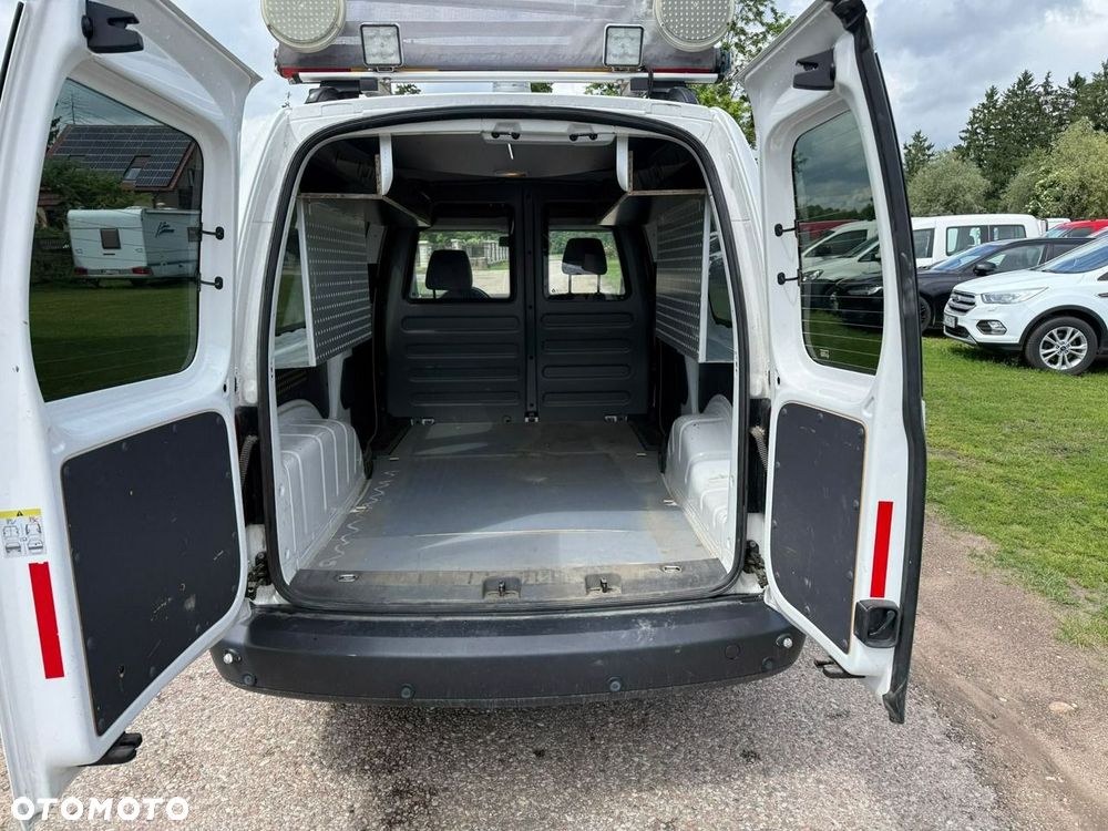 Volkswagen Caddy - 26