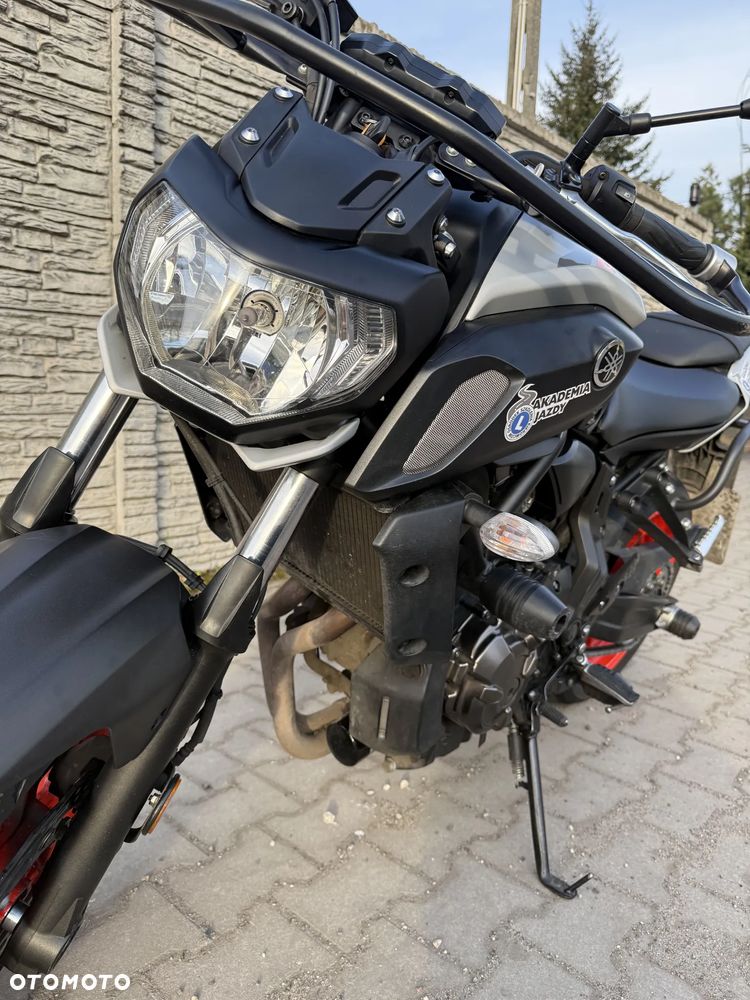 Yamaha MT - 16