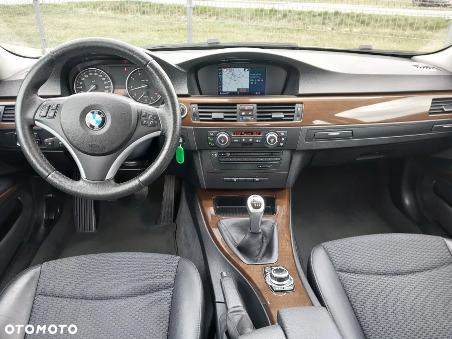 BMW Seria 3 - 18