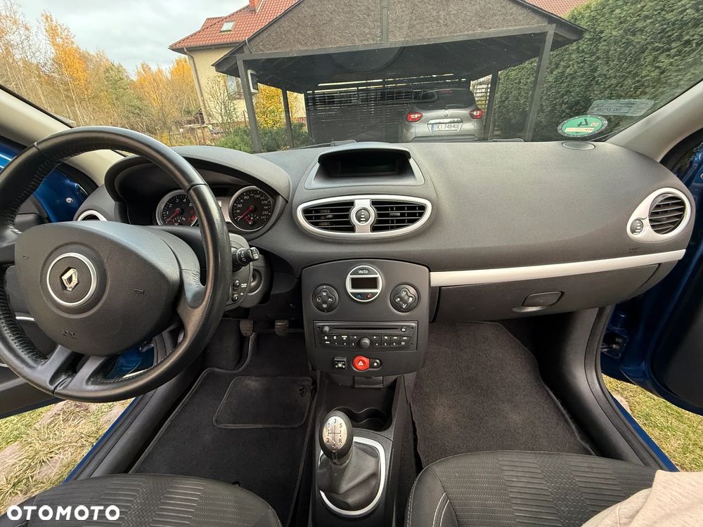 Renault Clio 1.2 16V 75 Dynamique - 5