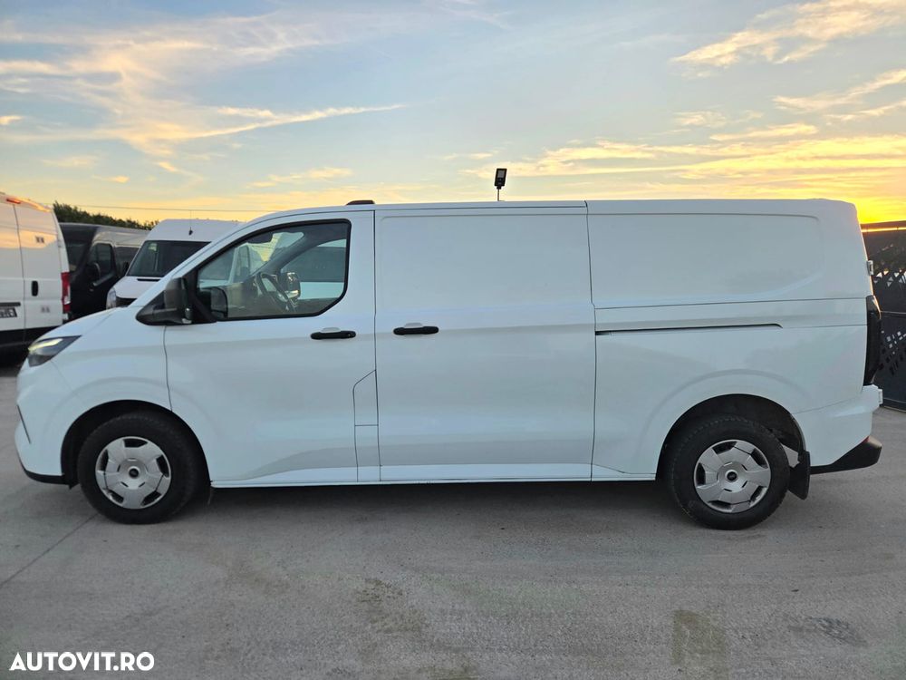 Ford New Transit Custom L2H1 Premium Edition - 10