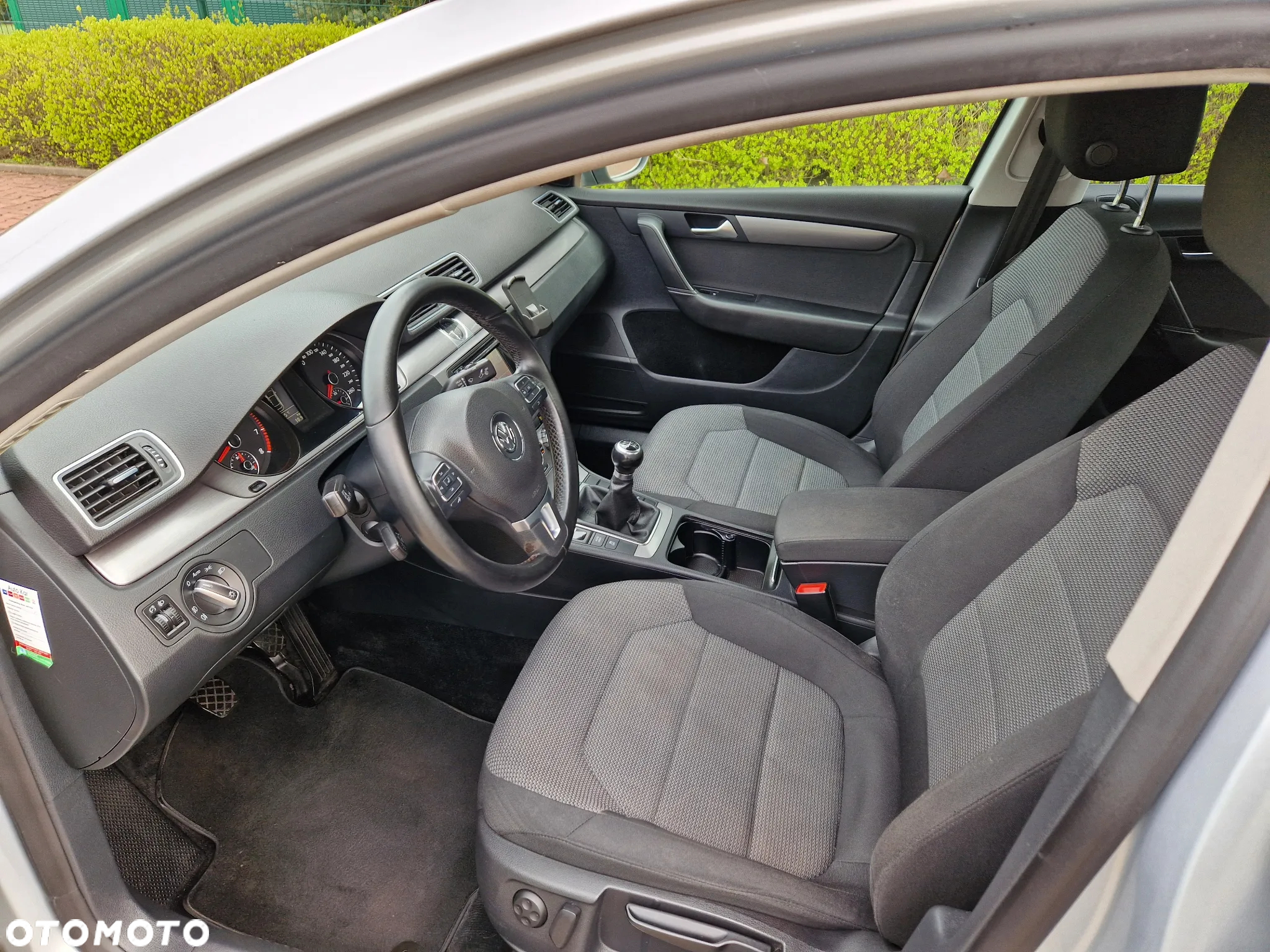 Volkswagen Passat - 5