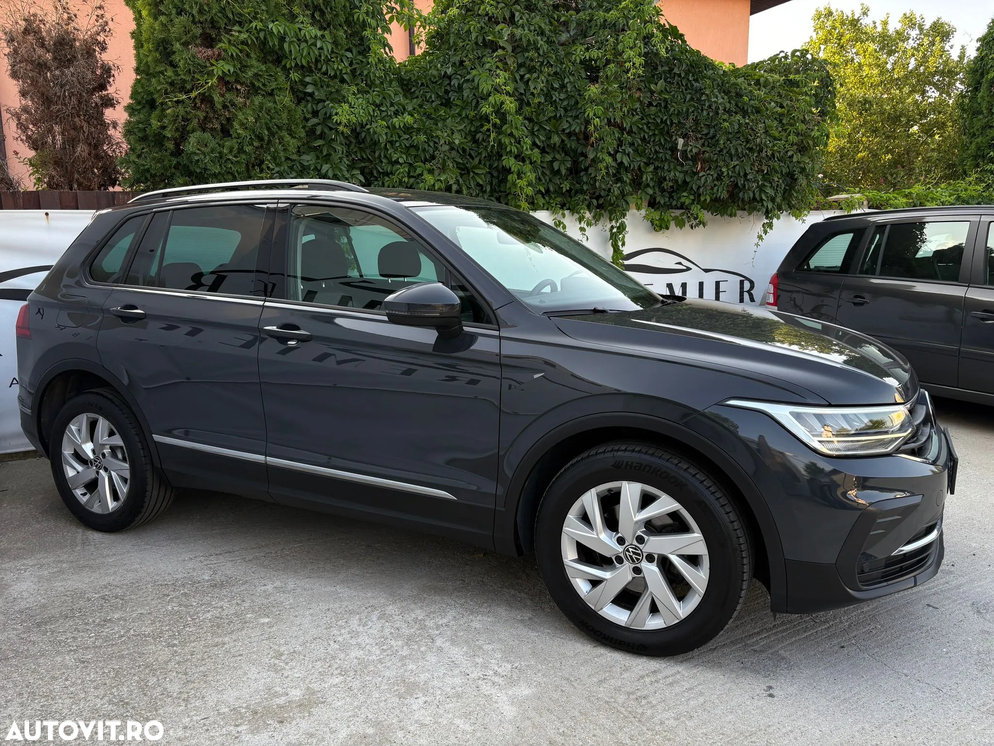Volkswagen Tiguan 2.0 TDI SCR 4MOTION DSG IQ.DRIVE - 4