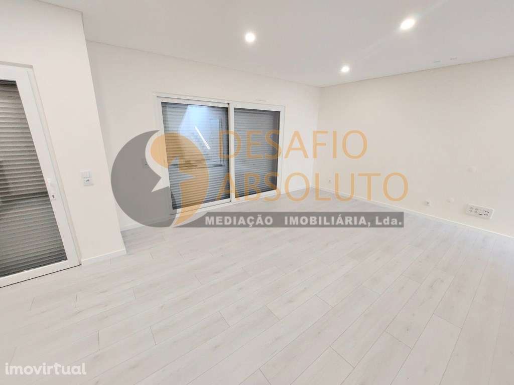 Moradia Geminada T4 Duplex, Gaveto. Pinhal General - Grande imagem: 4/17