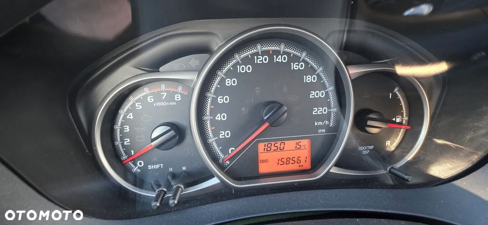 Toyota Yaris 1.33 Active - 6