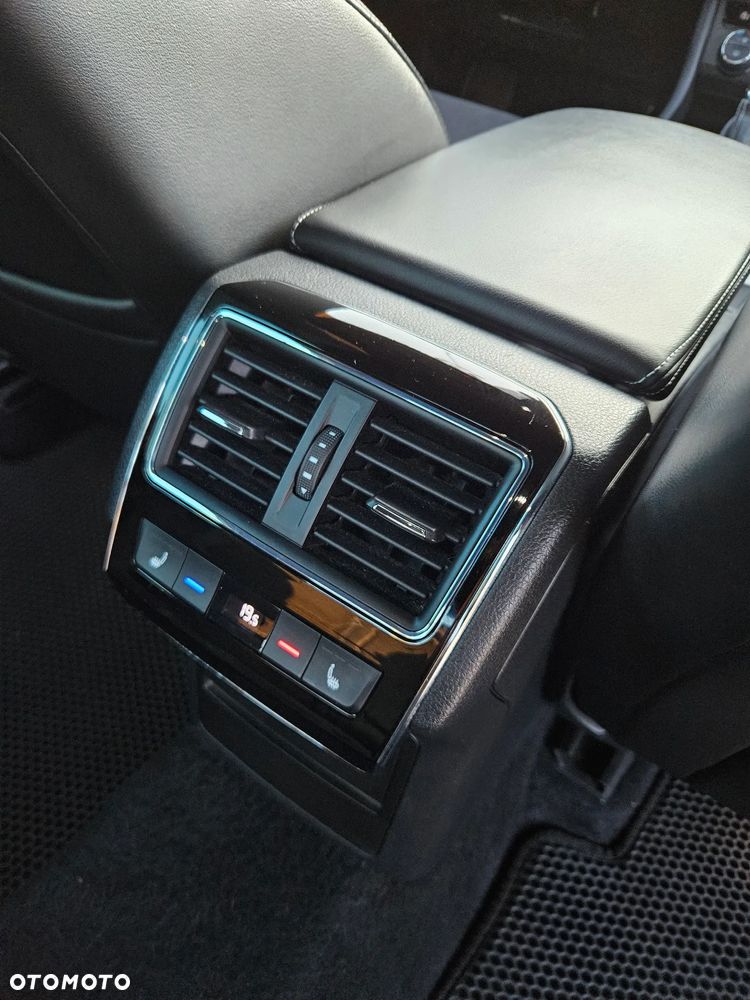 Skoda Superb 2.0 TDI 4x4 Sportline DSG - 20