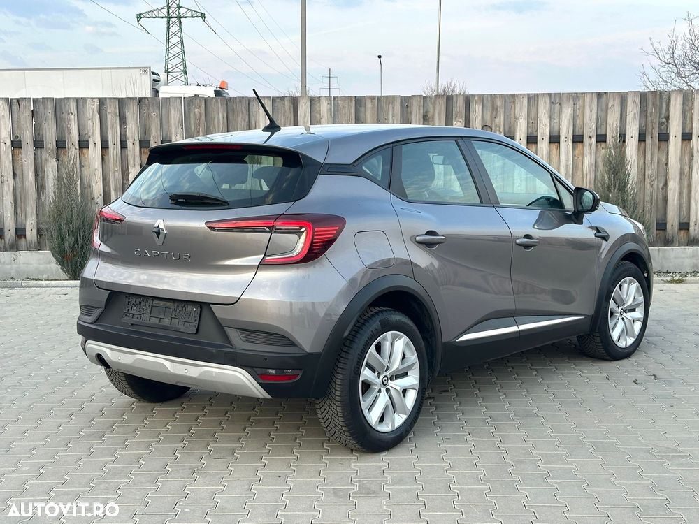 Renault Captur BLUE dCi 115 EDC BUSINESS EDITION - 4