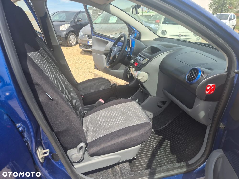 Toyota Aygo Blue - 7