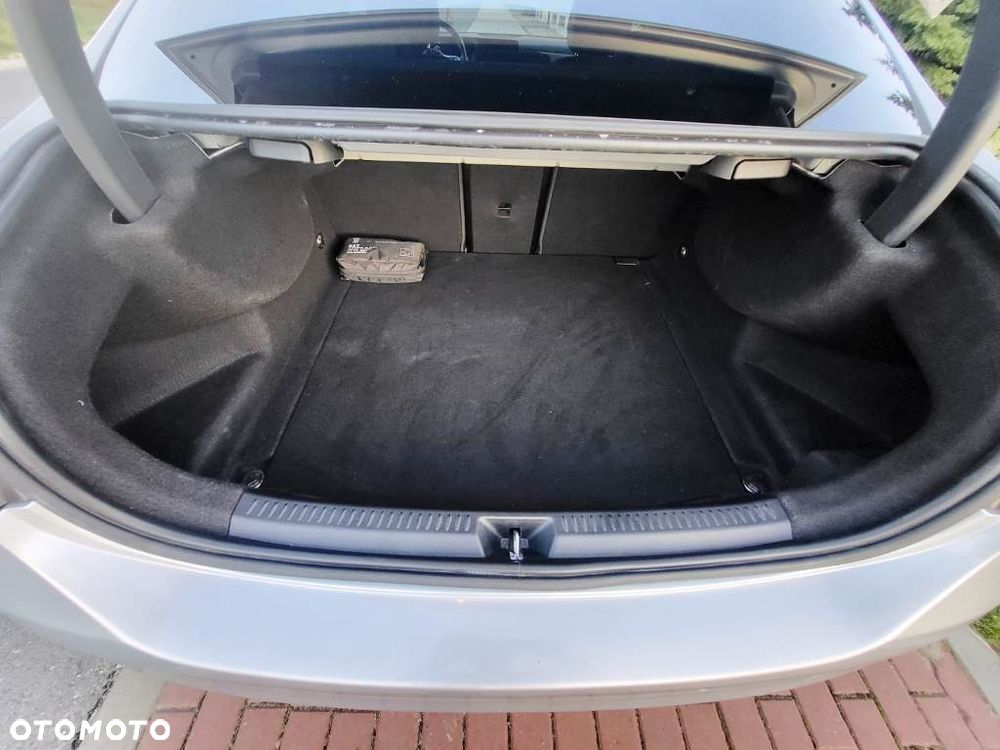 Mercedes-Benz Klasa A 200 AMG Line 7G-DCT - 15