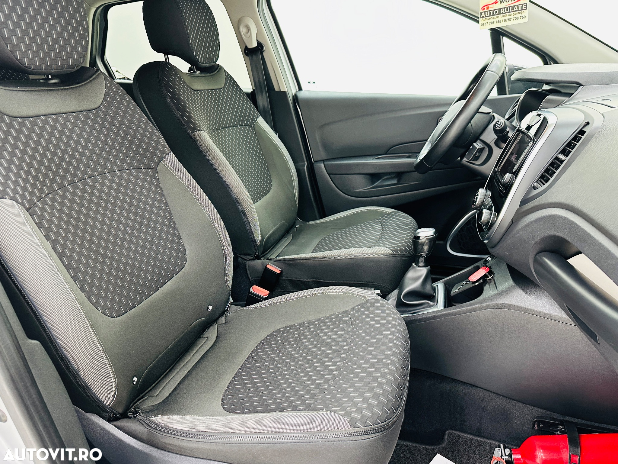 Renault Captur - 17