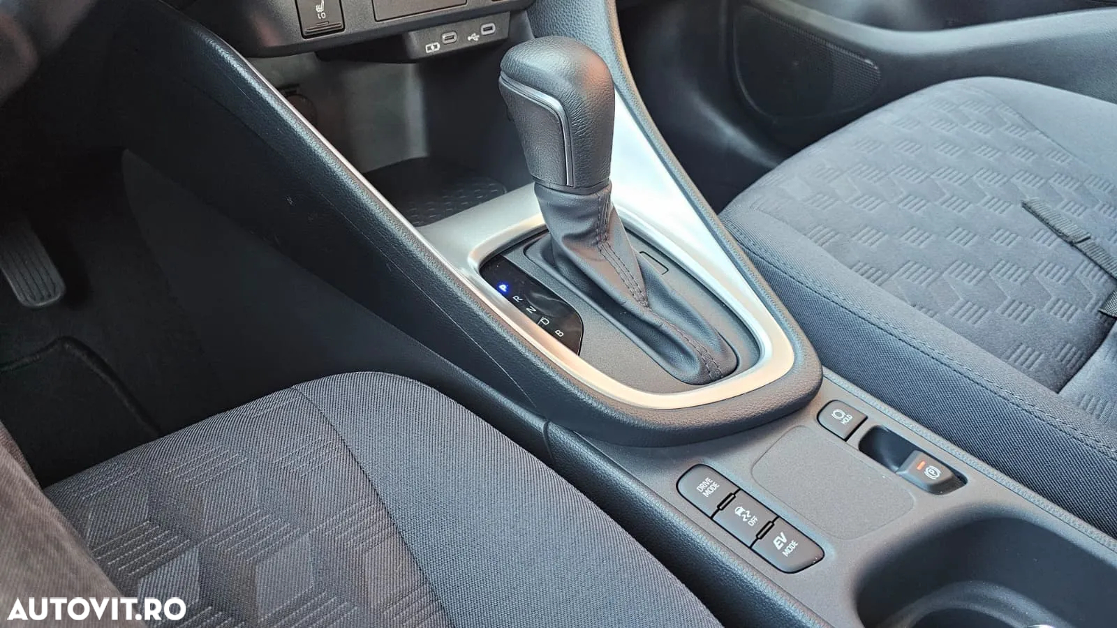 Mazda 2 - 3