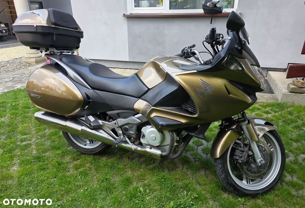 Honda Deauville - 8