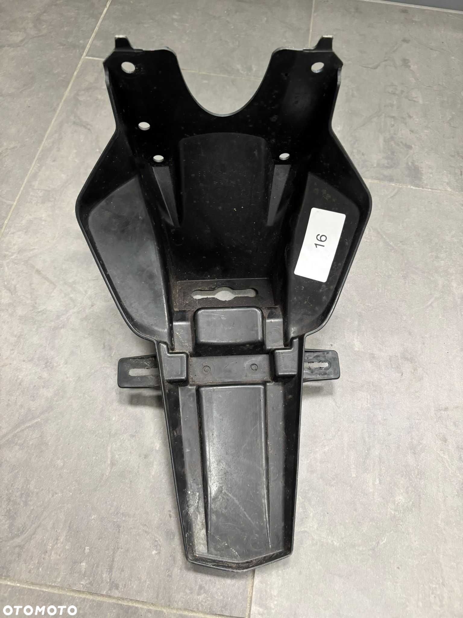 Mocowanie tablicy rejestracyjnej Ogon Suzuki GSX-R600 K6 K7 [16] - 3