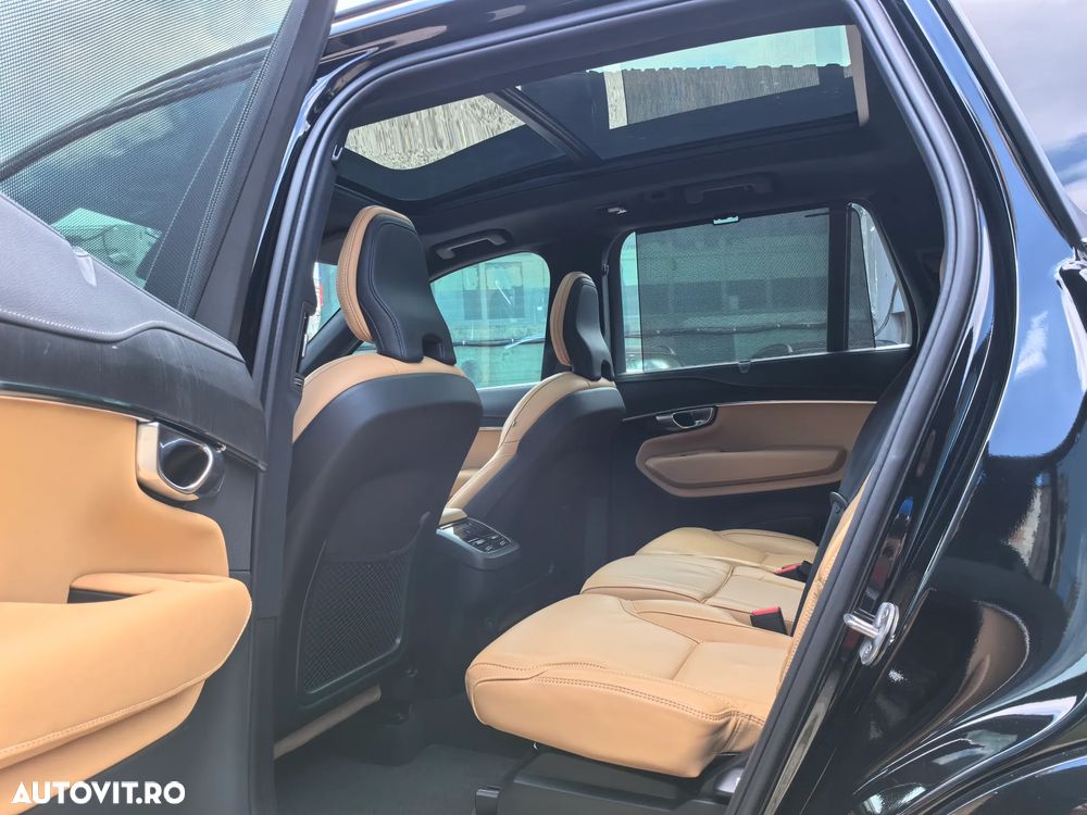 Volvo XC 90 B5 D AWD Ultimate Dark - 18