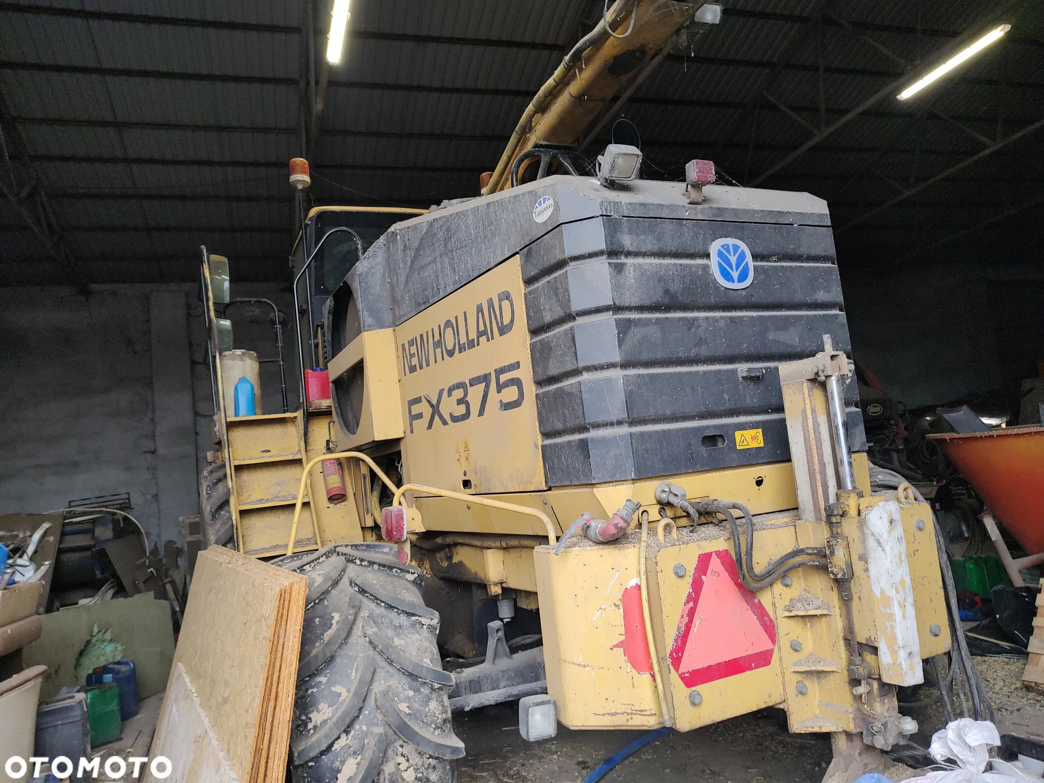 New Holland Fx375 - 8