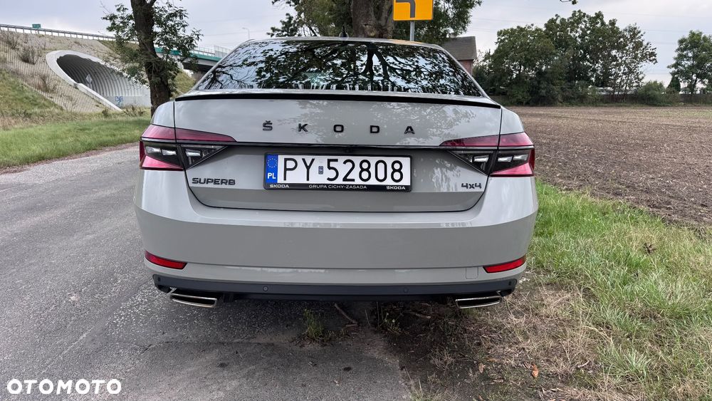 Skoda Superb 2.0 TSI 4x4 Sportline DSG - 9